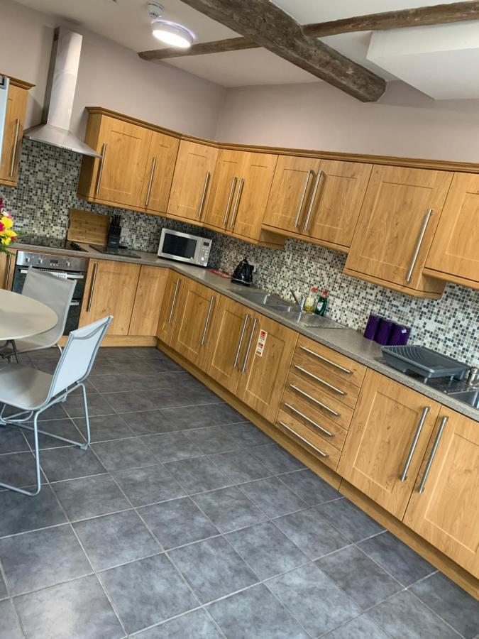 Studio Double. Own Bathroom, Shared Kitchen Bewdley Exteriér fotografie