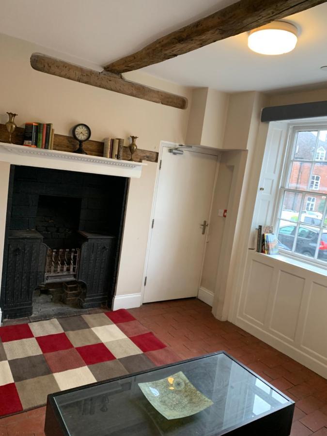Studio Double. Own Bathroom, Shared Kitchen Bewdley Exteriér fotografie